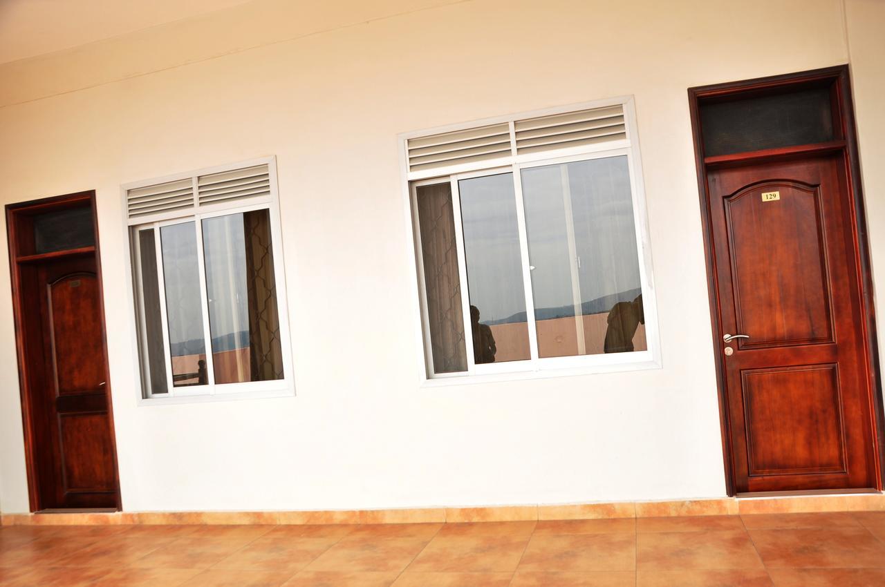 Easy View Hotel Mbarara Exteriör bild