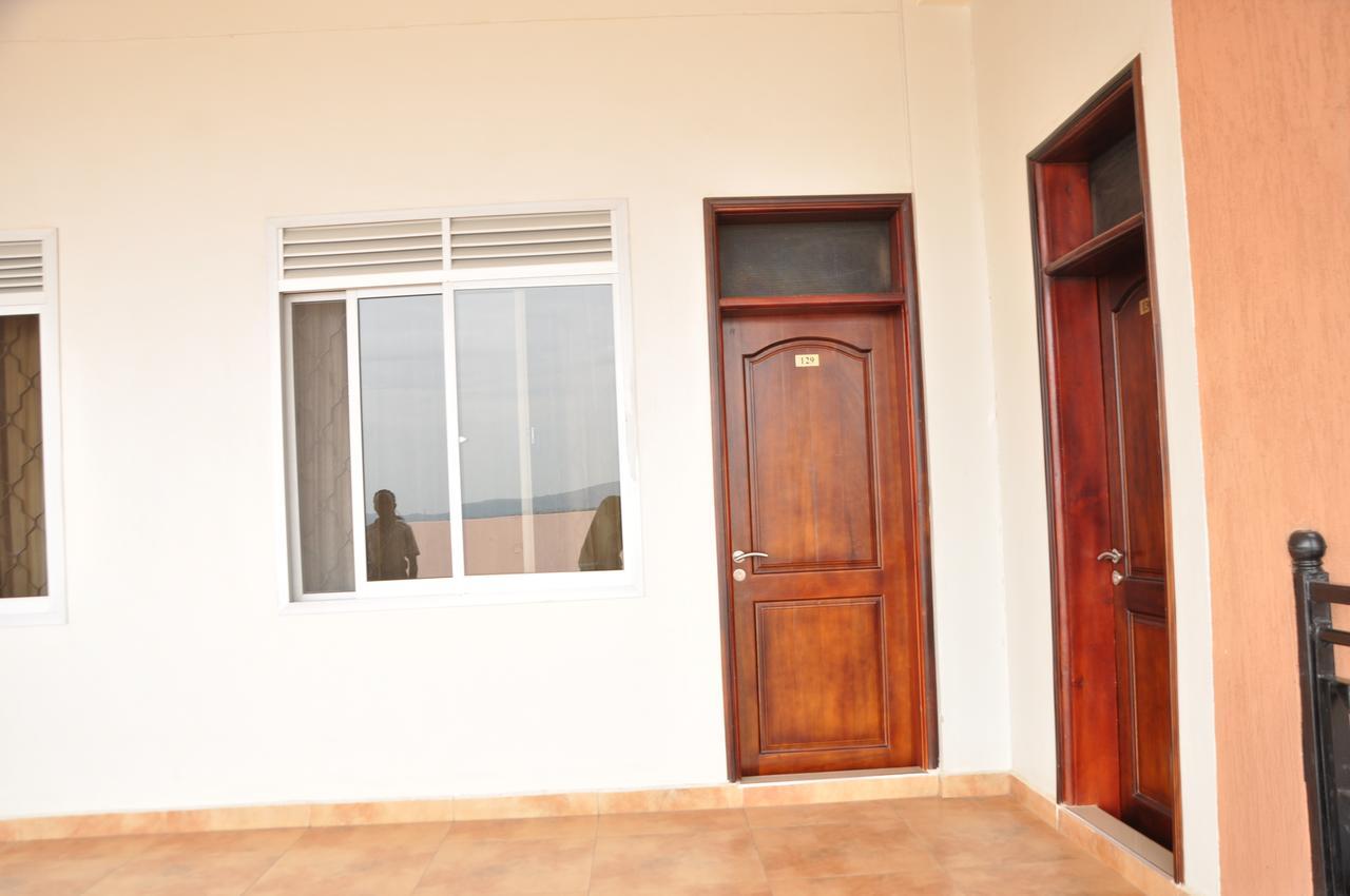 Easy View Hotel Mbarara Exteriör bild